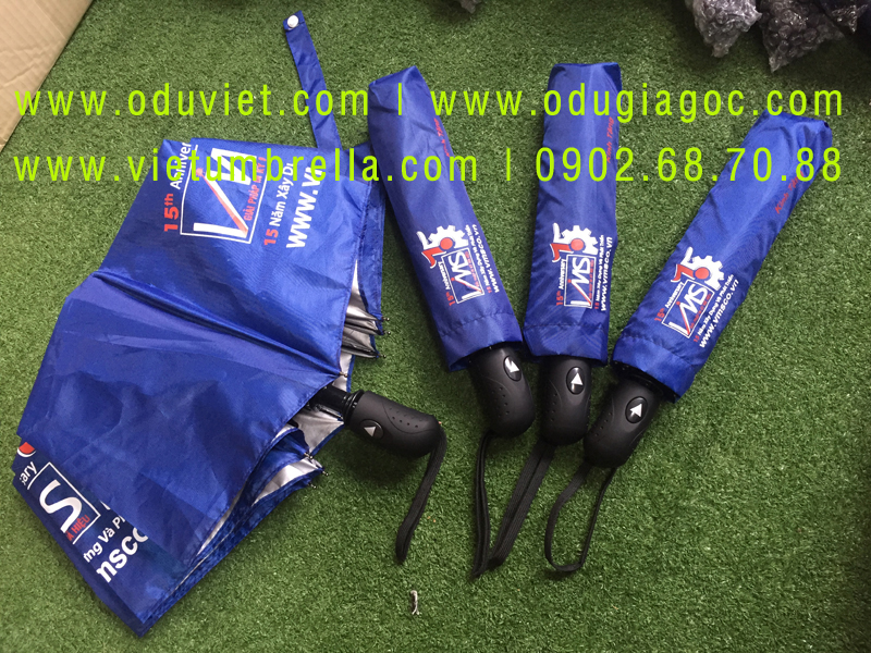 xưởng sản xuất ô dù cầm tay in logo quảng cáo